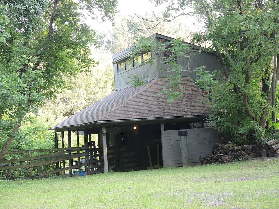 2nd image of 9431 Treece Ct