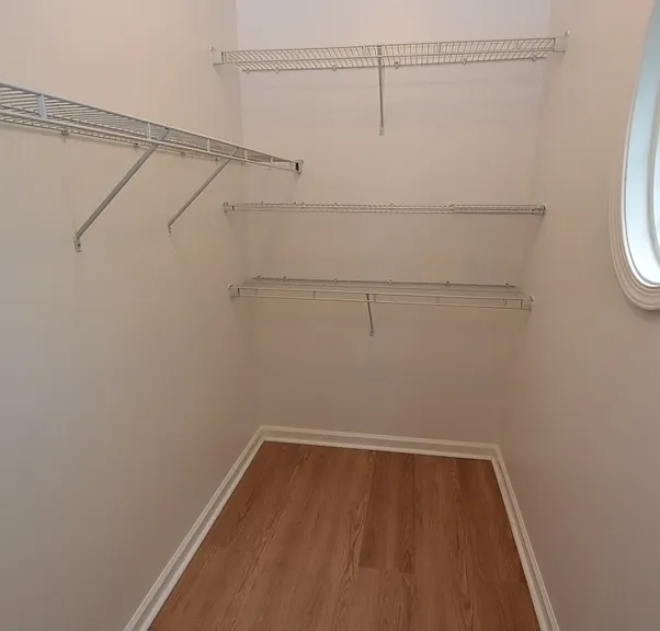 1310 Cheswick Ln — Photo 10