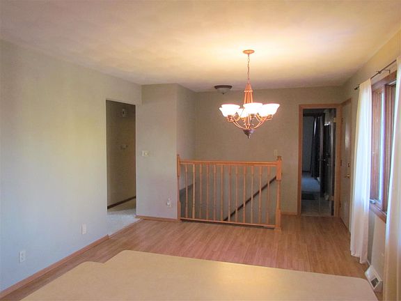 4th image of 3523 Fawnridge Dr