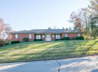 716 Hobbs Rd, Jefferson City, MO 65109