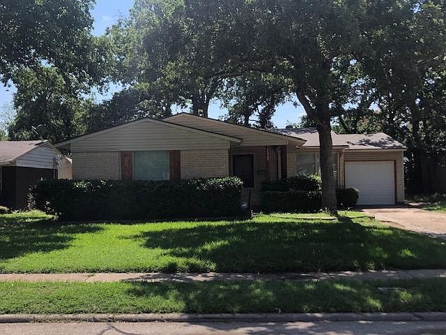 1st image of 1525 Betsy Ln