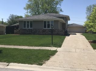 17012 Sycamore Ln, Oak Forest, IL
