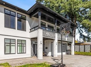 24531 Dewdney Trunk Rd, Maple Ridge, BC V4R1W9