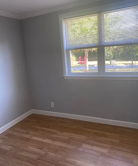 Royal Palms Apartments — Photo 25