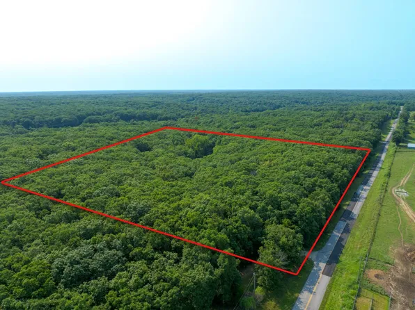 2240 County Road Y, Harrisburg, MO 65256
