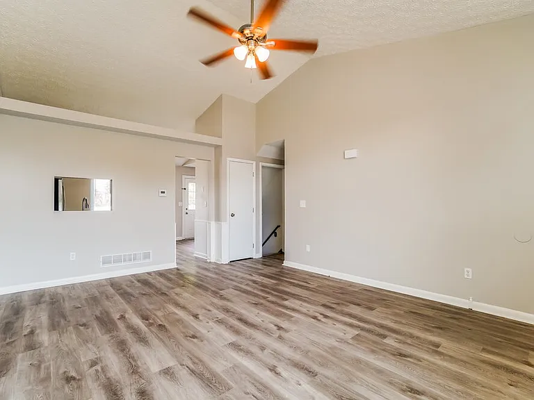 968 Western Run Dr — Photo 7