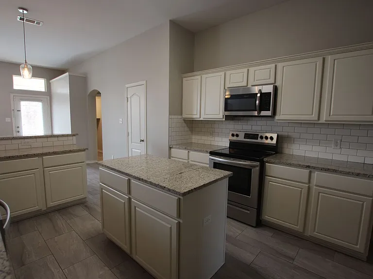 6021 Morning Mist Dr — Photo 13