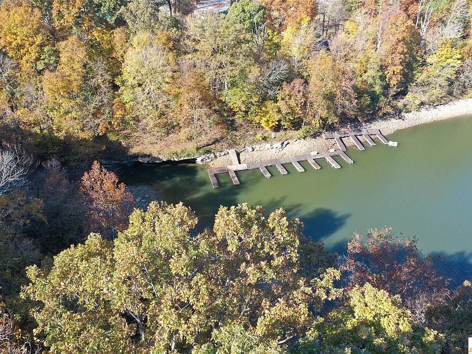 1st image of 678 Lakeshore Dr