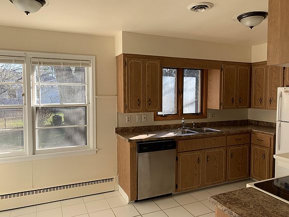 Large, Eat-in Kitchen