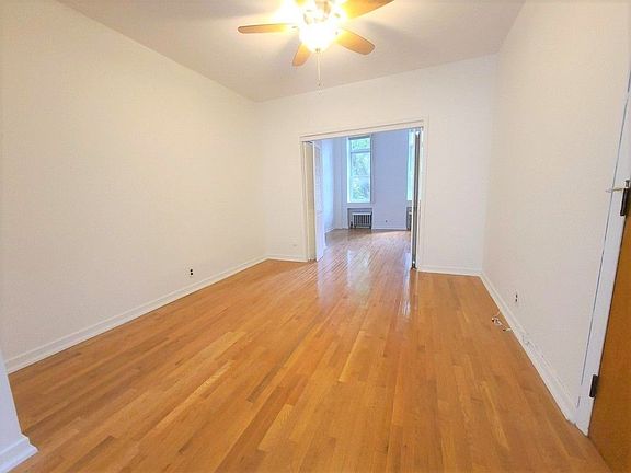 5th image of 19 4th Pl APT 1