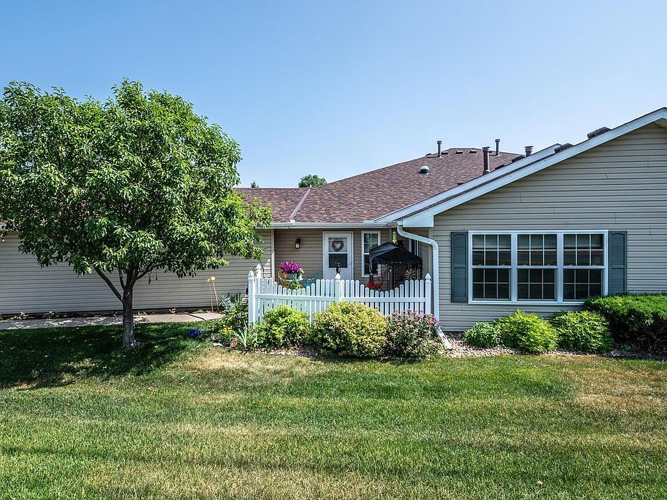 822 Roundhouse St, Shakopee, MN 55379 Zillow