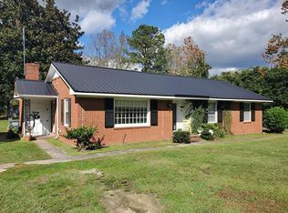1186 Old Smithfield Rd, Goldsboro, NC 27530