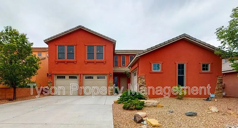 4 bed, 2.5 bath, 3450 sqft, $2,995 — Photo 1