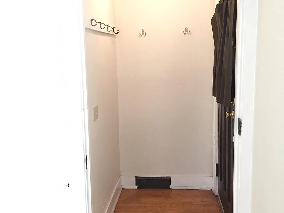Entrance way