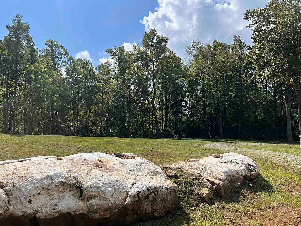 1st image of Ridge Oak Dr SE