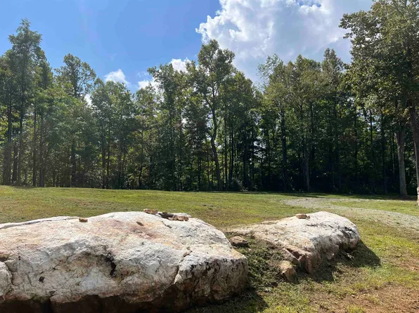 Ridge Oak Dr SE, Copper Hill, VA 24079