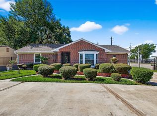 5102 Cortelyou Ln, Houston, TX 77021