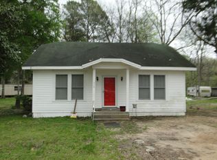 318 Norman St, Greenwood, MS 38930