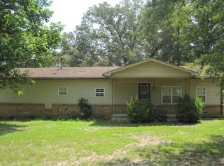 1550 Sardis Lake Dr, Batesville, MS 38606