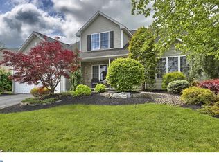 3406 Mohegan Dr, Sinking Spring, PA 19608