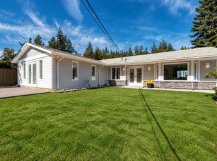 4144 Browning Rd, Sechelt, BC V7Z0A2