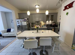304 47th St, Union City, NJ 07087