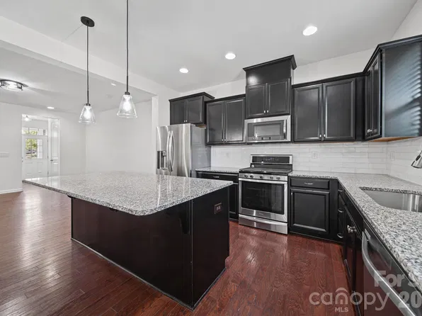 1108 Roderick Dr, Fort Mill, SC 29708
