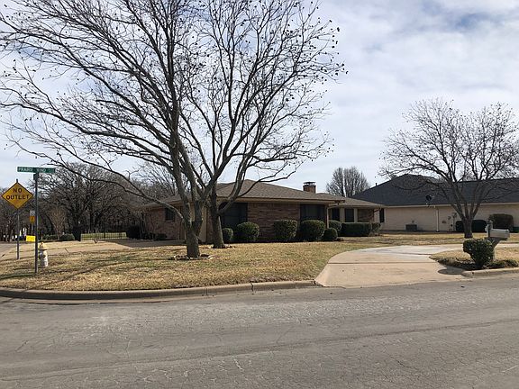 2nd image of 1425 Prairie Wind Blvd