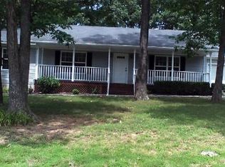 187 Poets Ln, Inwood, WV 25428