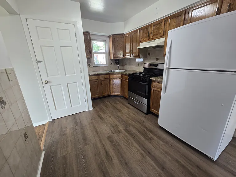 143-06 110th Ave #1 — Photo 9