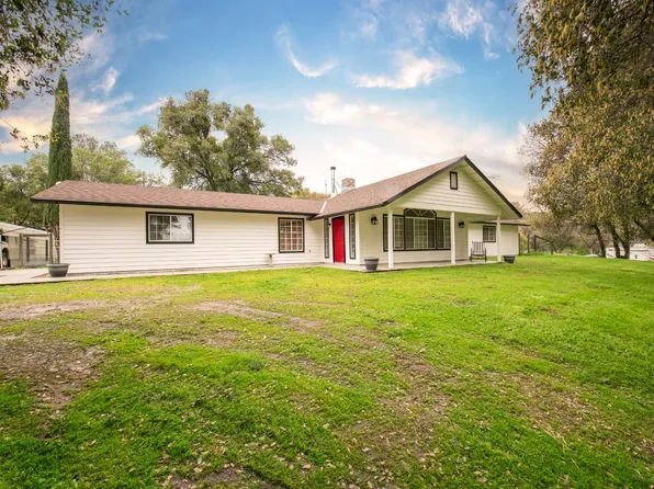 33172 Longhorn Ln, Auberry, CA 93602