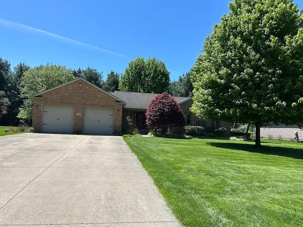 4600 Young Rd, Stow, OH 44224