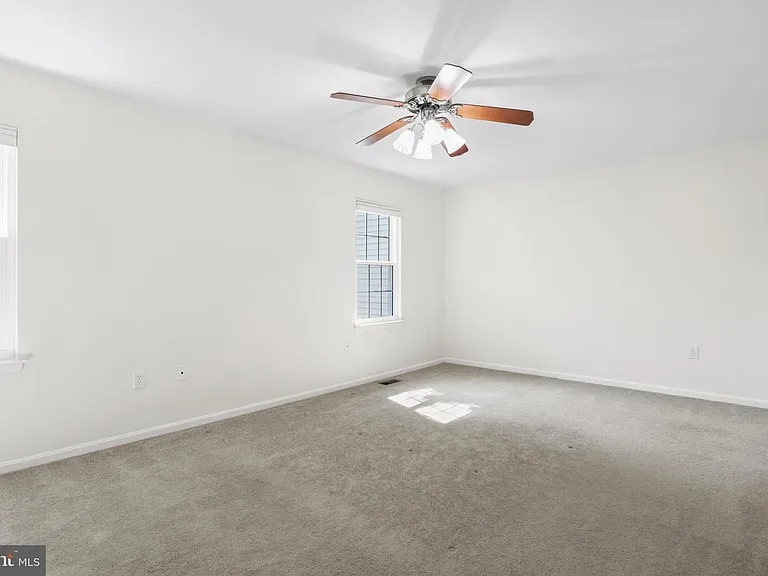 3146 Valentino Ct — Photo 22