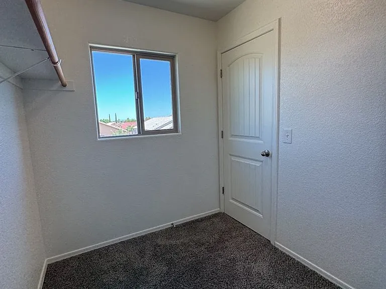 5244 Encanto Dr — Photo 14
