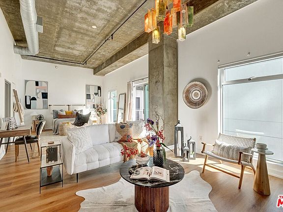4th image of 645 W 9th St APT 741