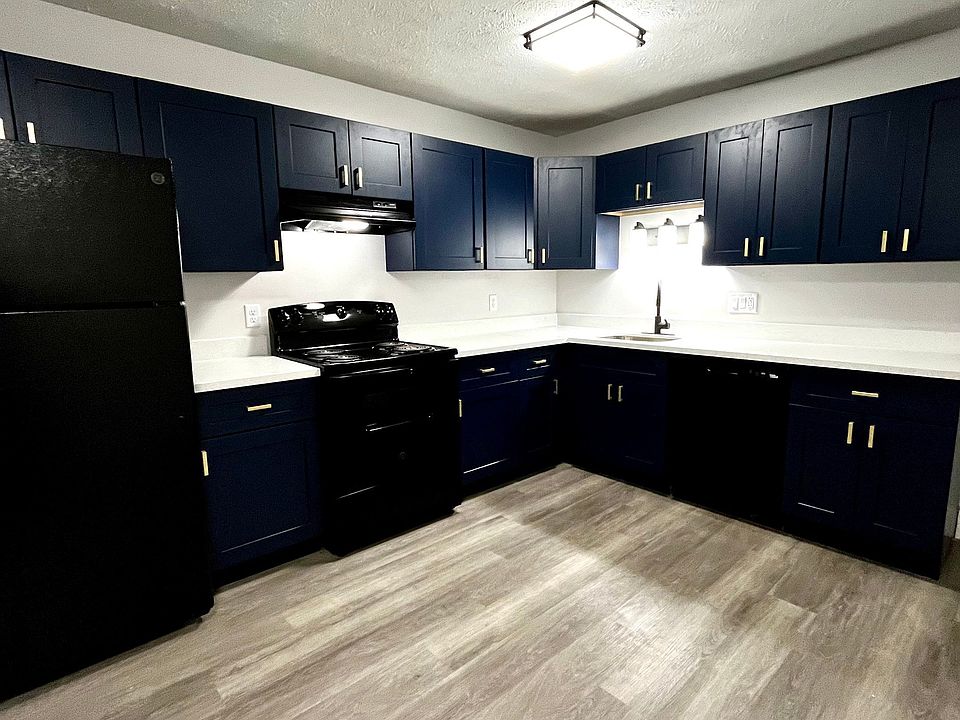 1st image of 2325 S St #1