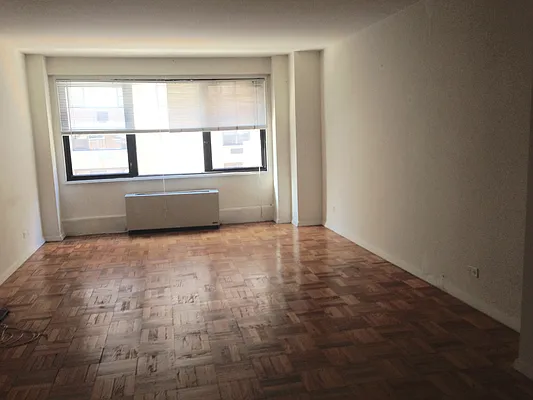 Rented by Stonehenge NYC LLC | media 1