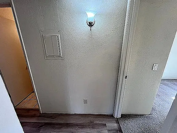 Glenn St Casitas — Photo 4