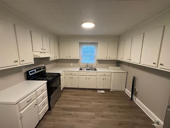 4th image of 113 Garrison Dr
