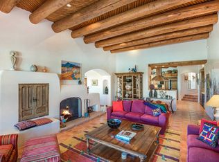 7 Stonegate Cir, Santa Fe, NM 87506