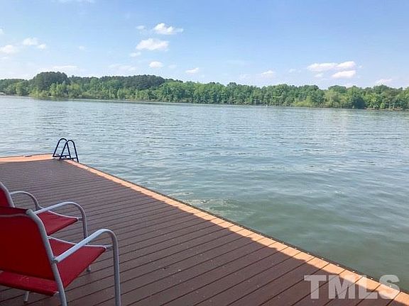 5th image of 234 Oakwood Dr