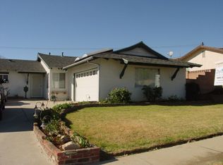 13039 Cranston Ave, Sylmar, CA 91342