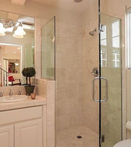 Main Level Bath