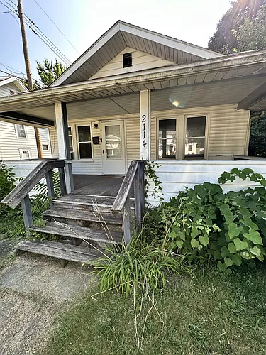 2114 High St Photo 1