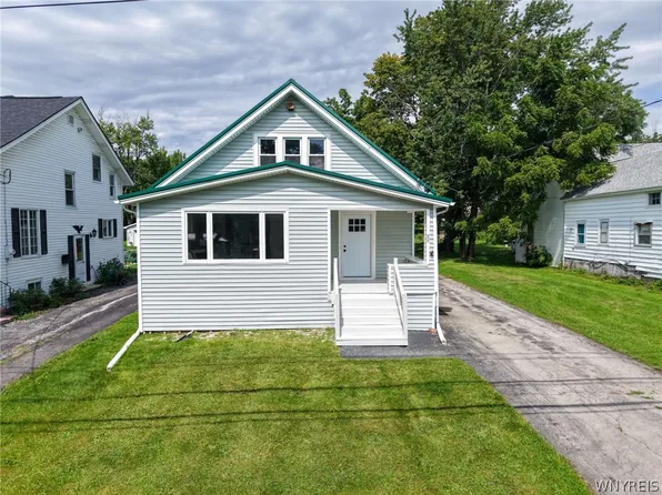 88 Ebenezer Dr, Buffalo, NY 14224