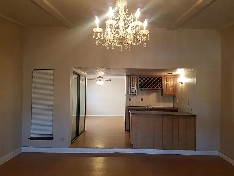 4324 Buckeye St — Photo 13