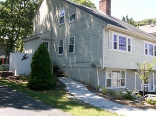 15 Pocahontas Rd, Pocasset, MA 02559