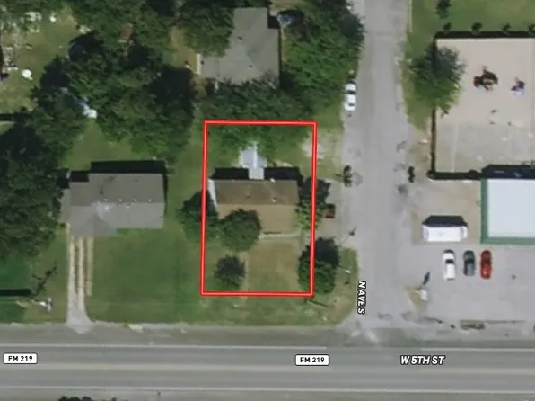 1803 W 5th St, Clifton, TX 76634