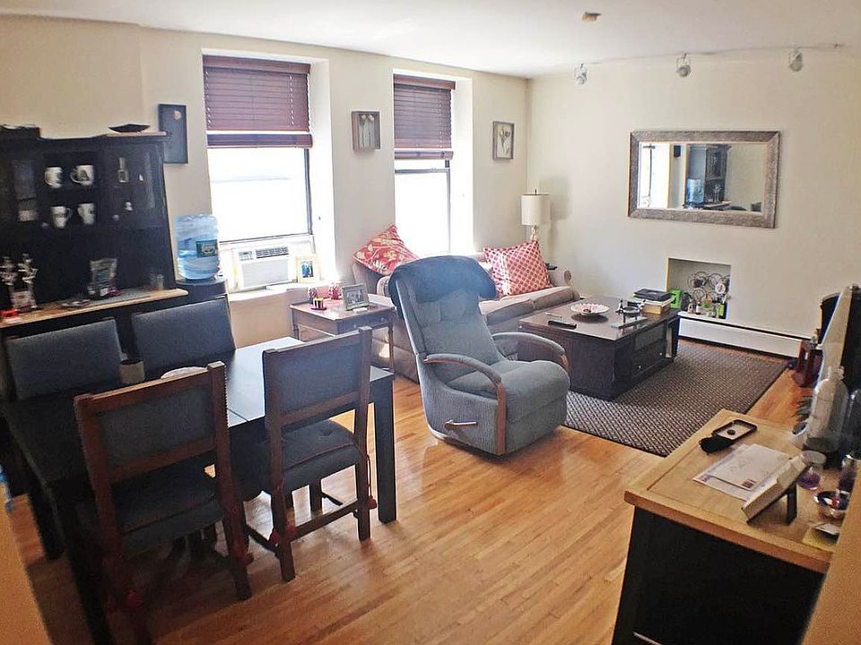 1st image of 35 W 96th St APT 2F