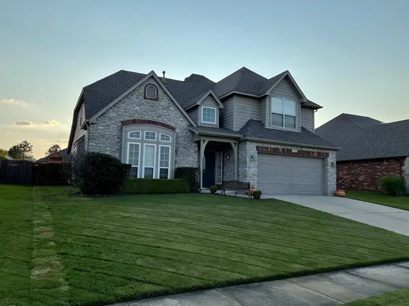 1908 N 8th St, Broken Arrow, OK 74012